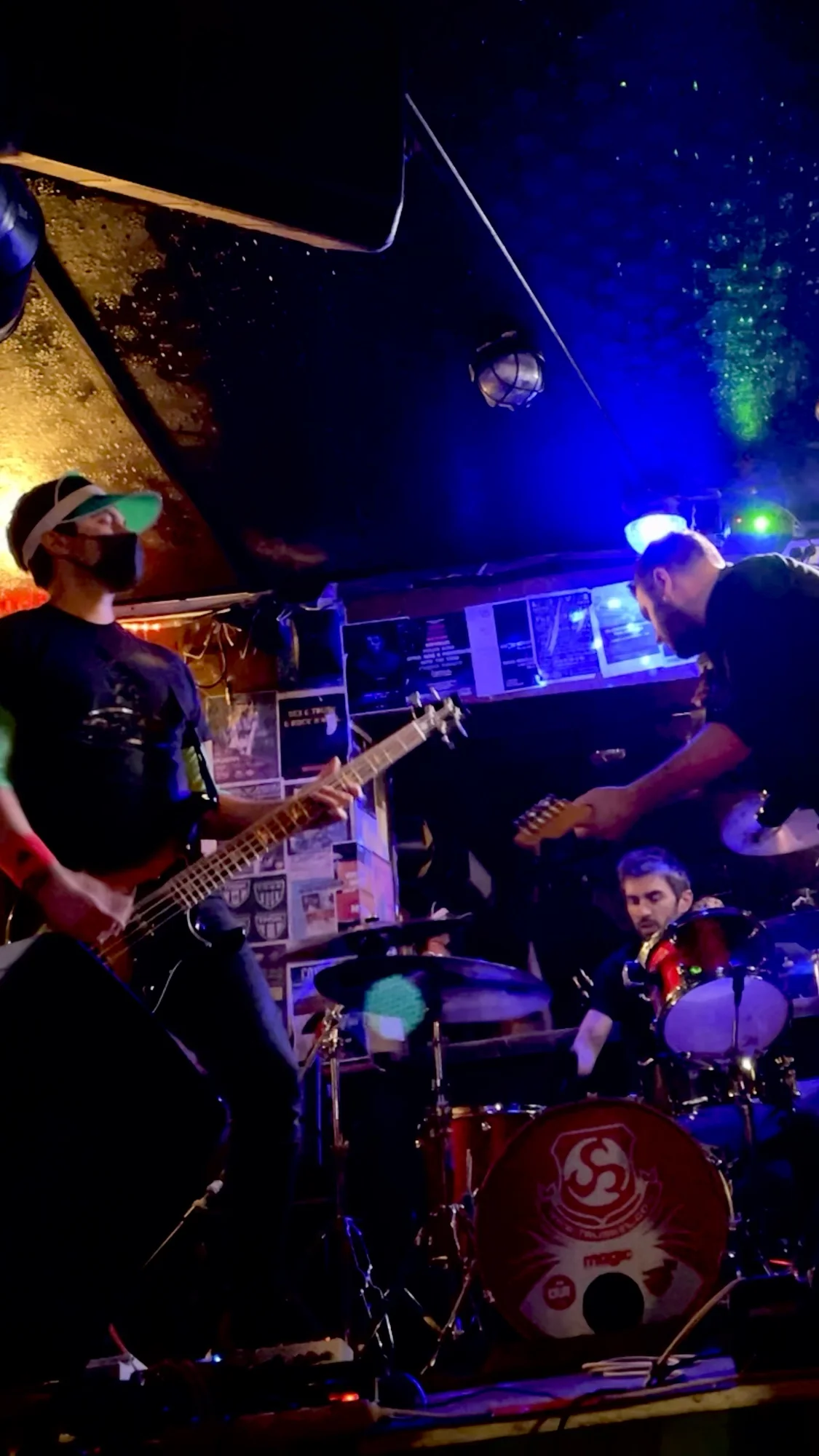 DAKINIZ live at TRUSKEL