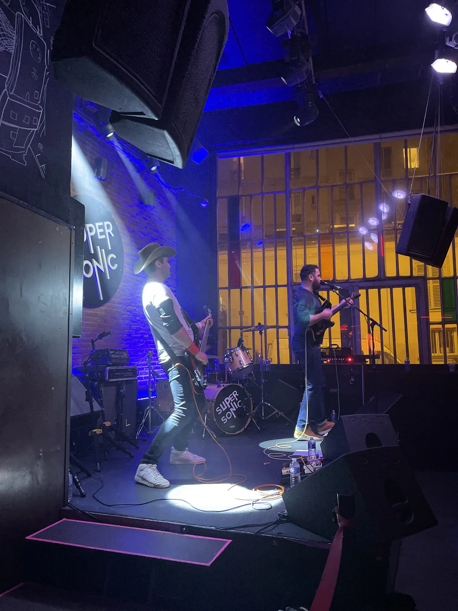 DAKINIZ live at SUPERSONIC