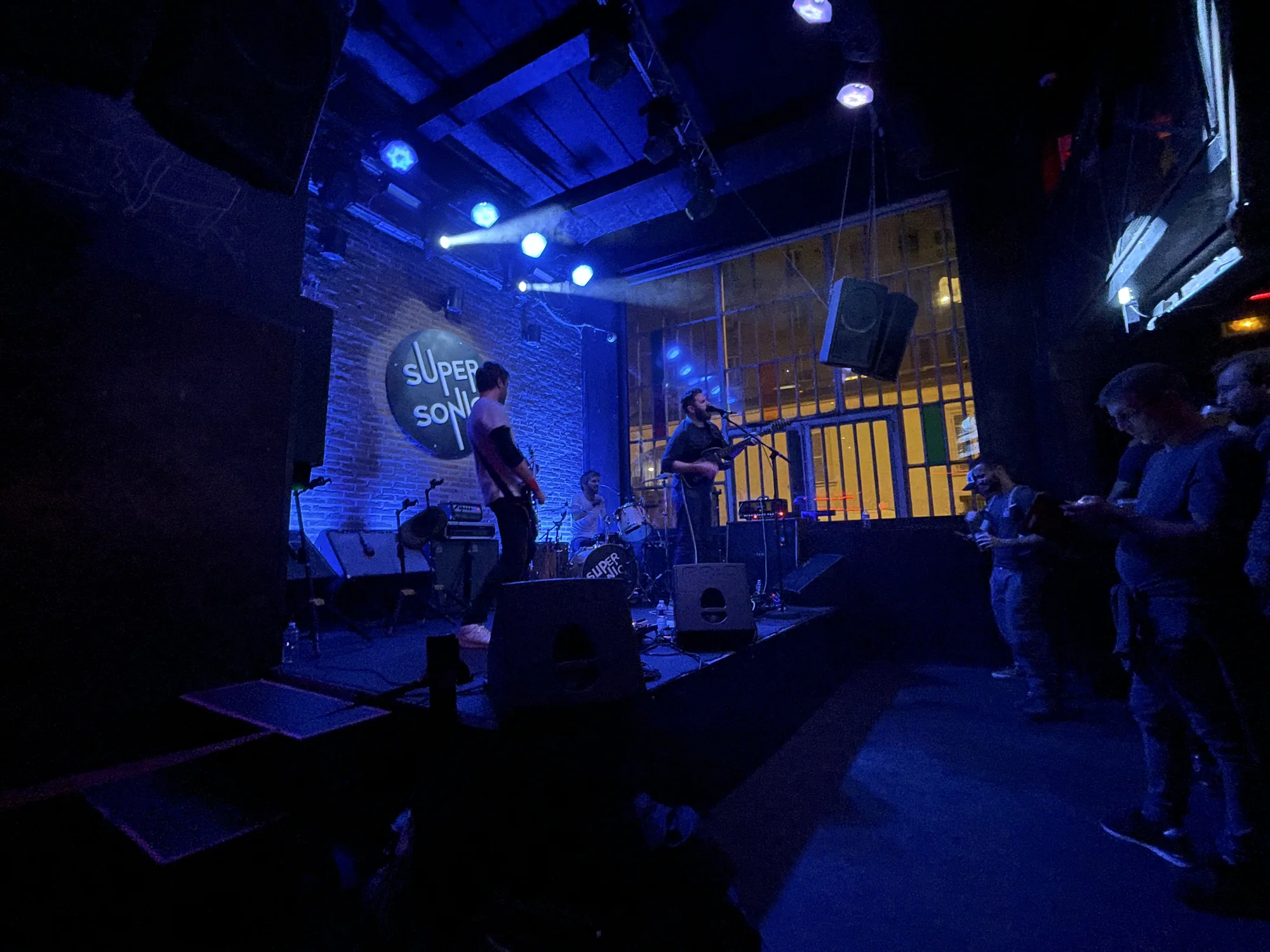 DAKINIZ live at SUPERSONIC